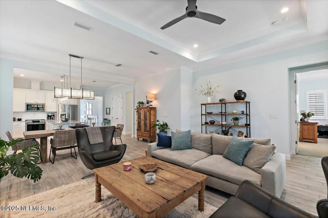 Photo of 175 OCEANVIEW Drive