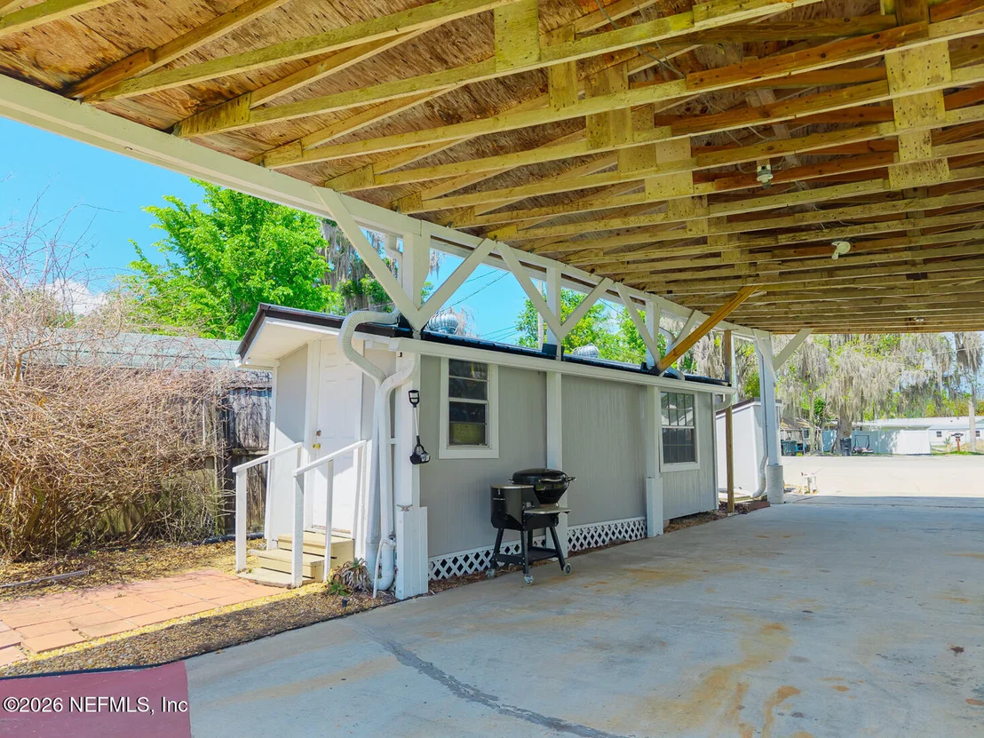 Photo of 160 SMITH Lane