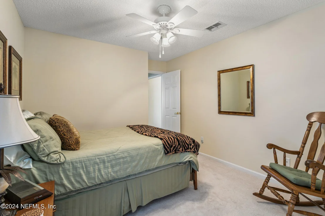 Photo of 128 IVY LAKES Drive