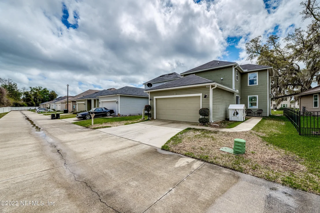 Photo of 360 VINEYARD Lane