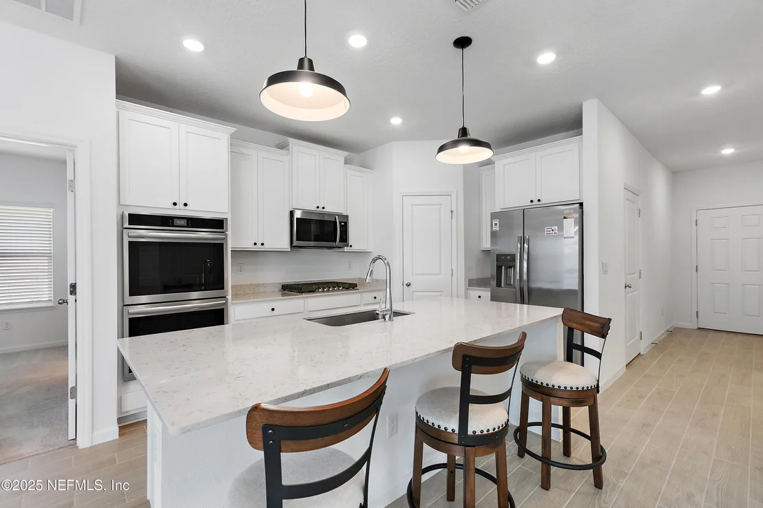 Photo of 75045 PONDSIDE Lane