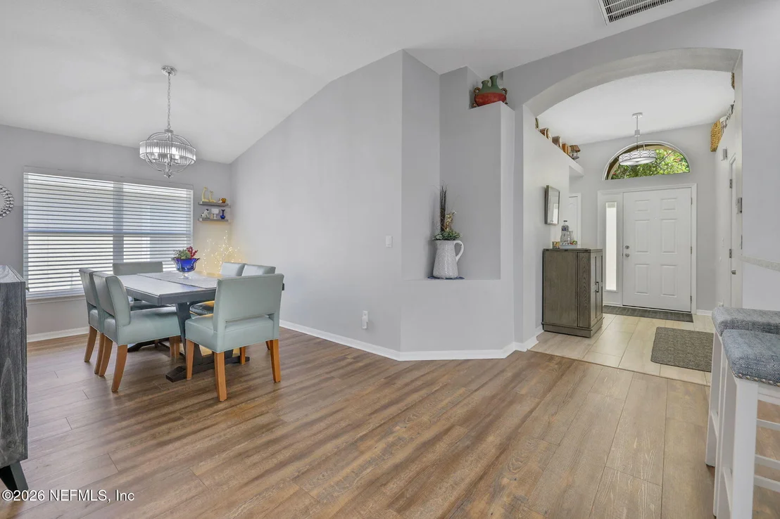Photo of 1624 AUSTIN Lane