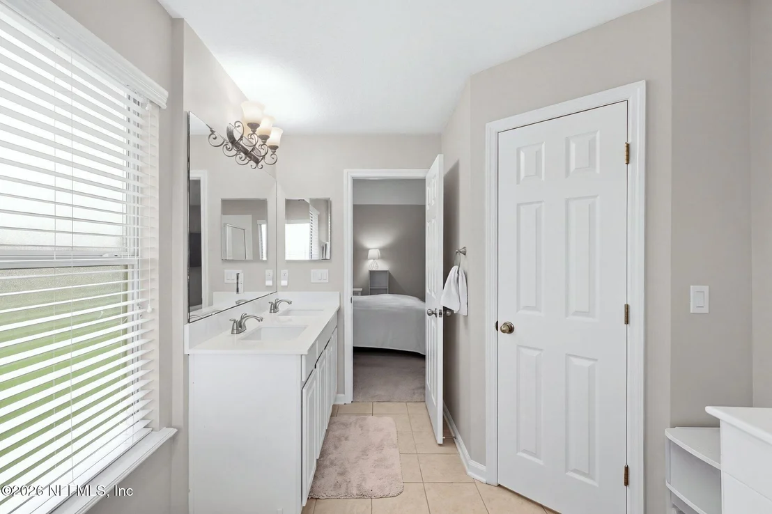 Photo of 1759 FERNCREEK Drive