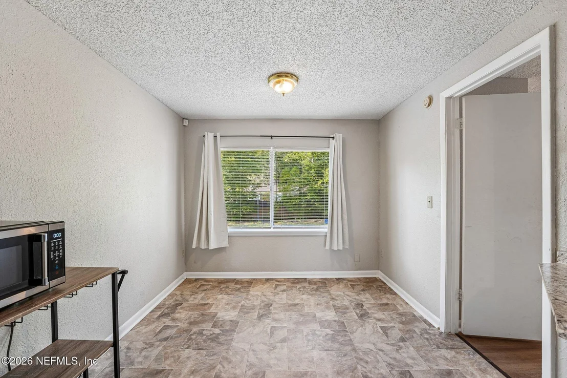 Photo of 4371 CROSSBOW Road