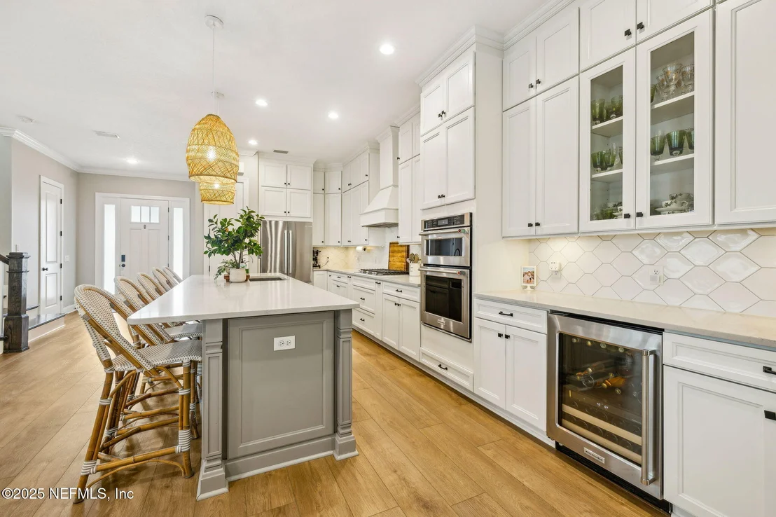 Photo of 62 PARKBLUFF Circle