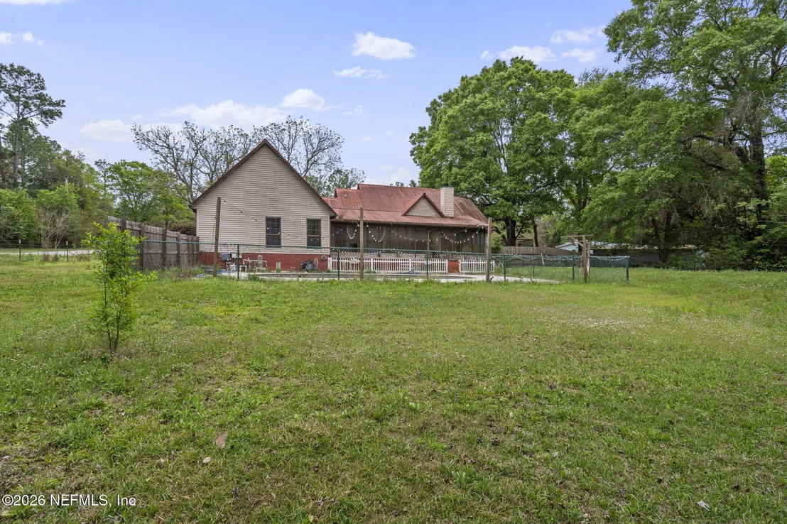 Photo of 7891 RED TOP Road