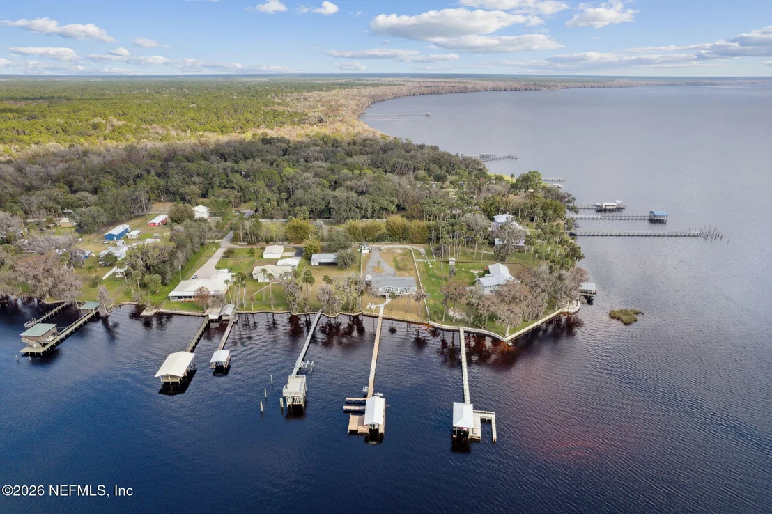 Photo of 208 LAKE GEORGE POINT Drive