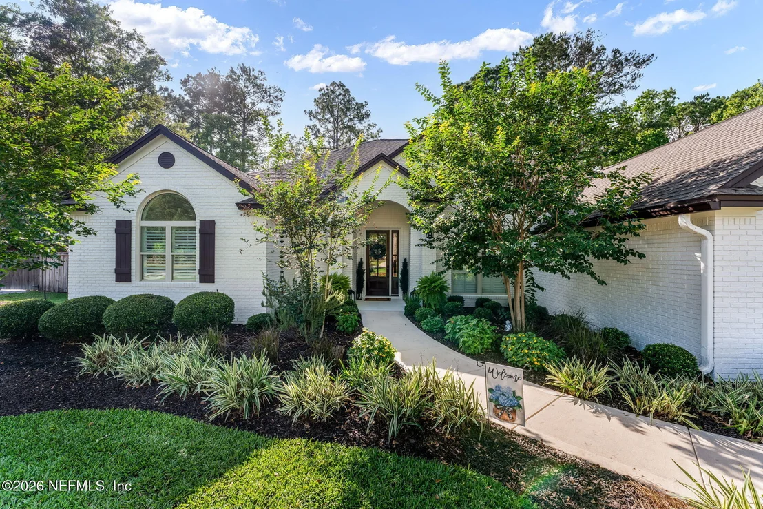 Photo of 1204 CREEK BEND Road