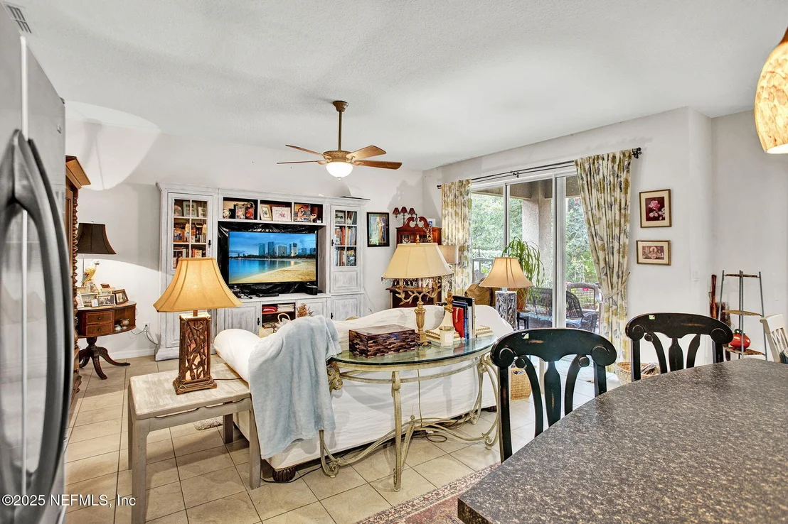 Photo of 877 BATTERSEA Drive
