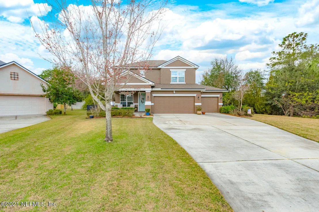 Photo of 214 PLAZA DEL RIO Drive