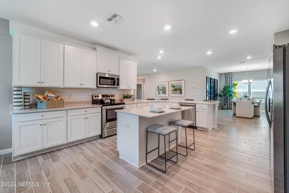 Photo of 318 MANISTIQUE Avenue