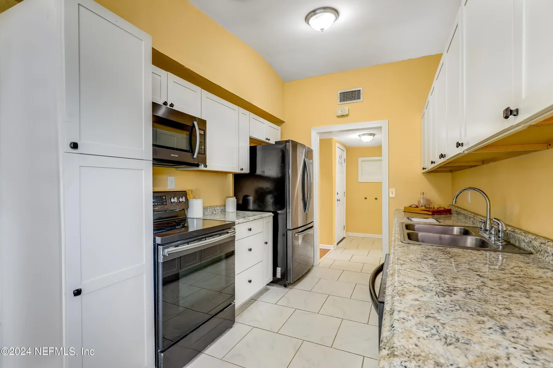 Photo of 4124 TYNDALE Drive