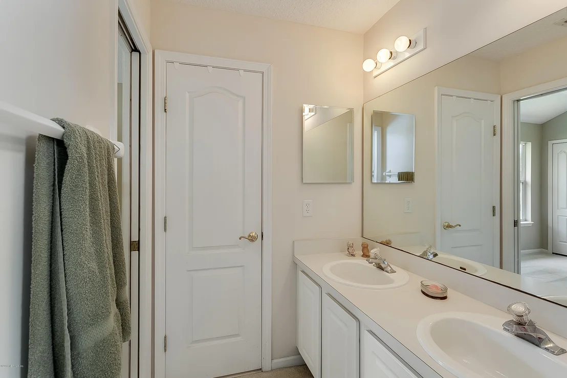 Photo of 1520 RIVERTRACE Drive