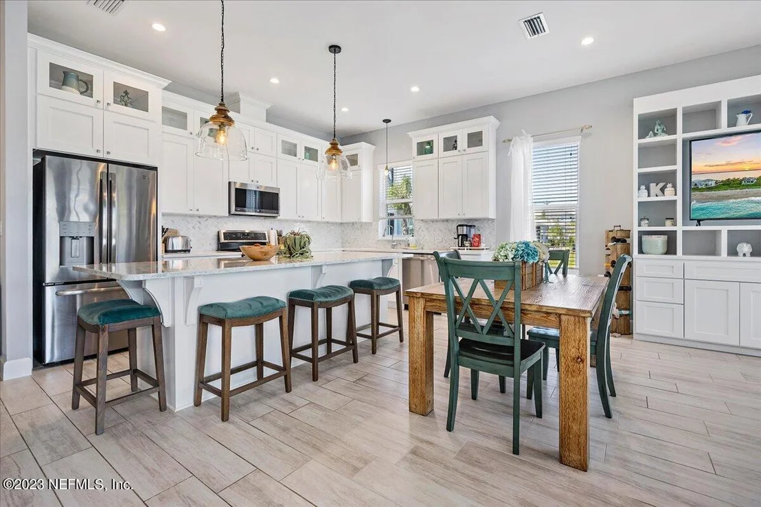 Photo of 191 OCEANVIEW Drive