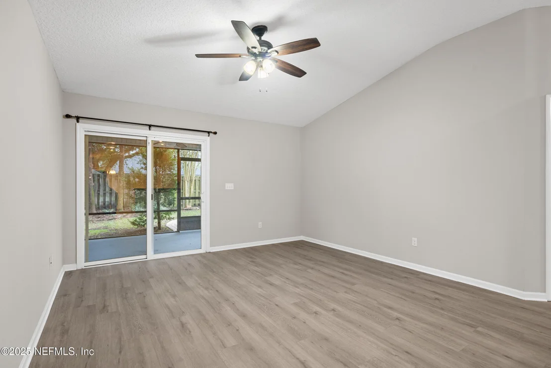 Photo of 96096 OUT CREEK Way