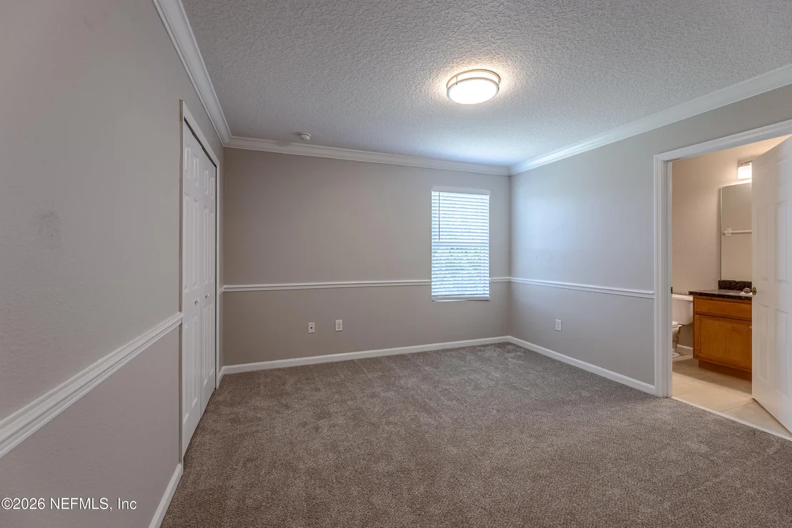 Photo of 869 BATTERSEA Drive