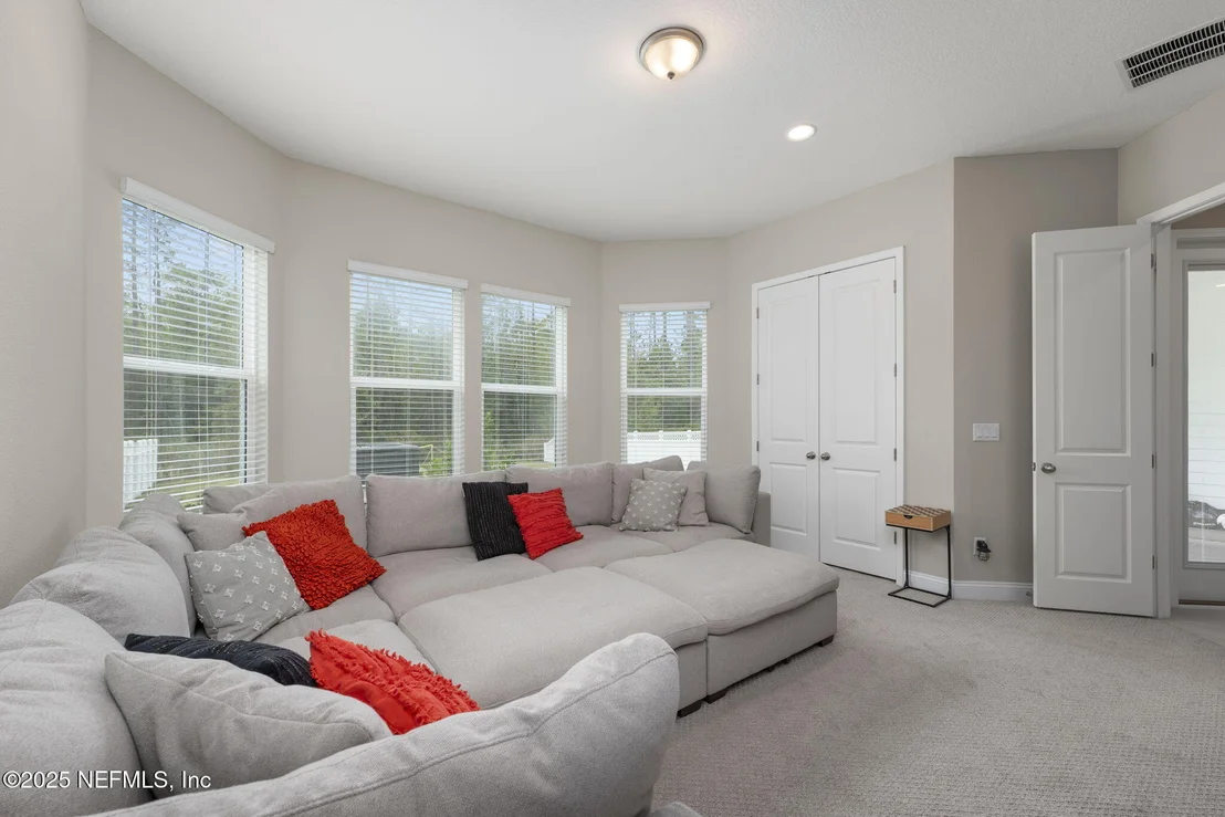 Photo of 264 HOLLY LANDING Way