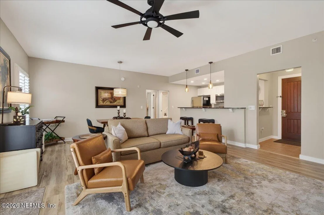 Photo of Unit 202 at 965 REGISTRY Boulevard