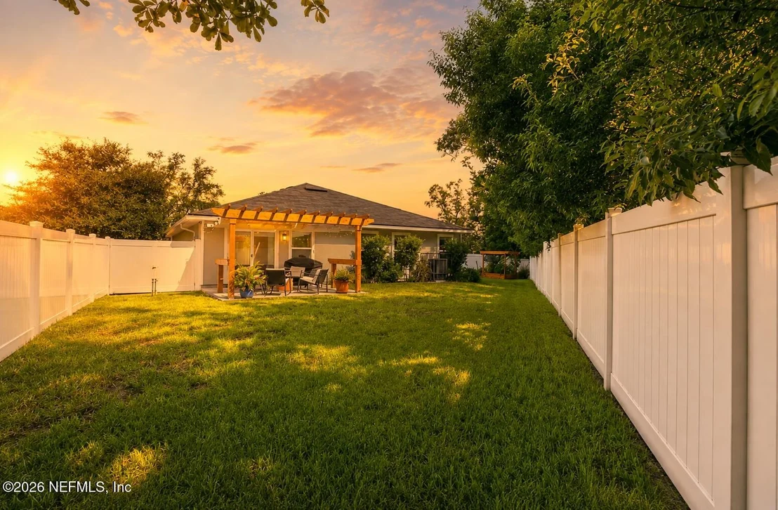 Photo of 6983 LORIS Lane