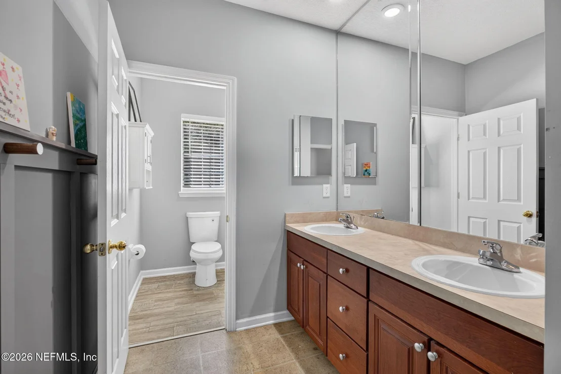 Photo of 9648 BEMBRIDGE MILL Drive