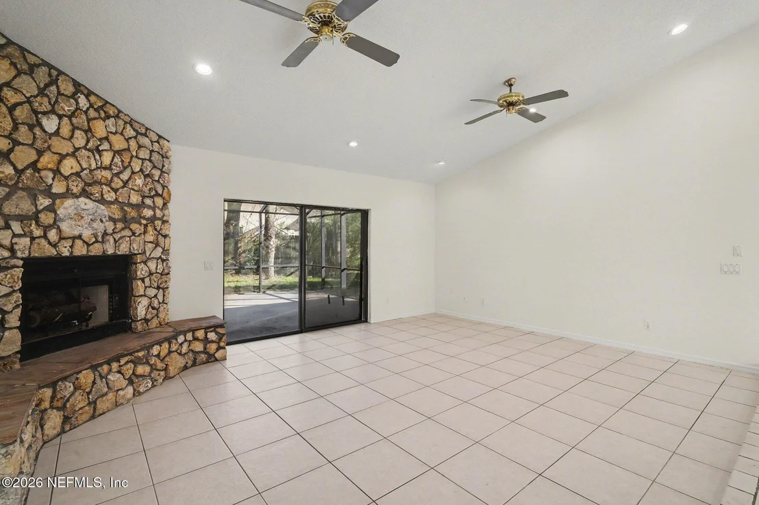 Photo of 10 PATCHOGUE Lane