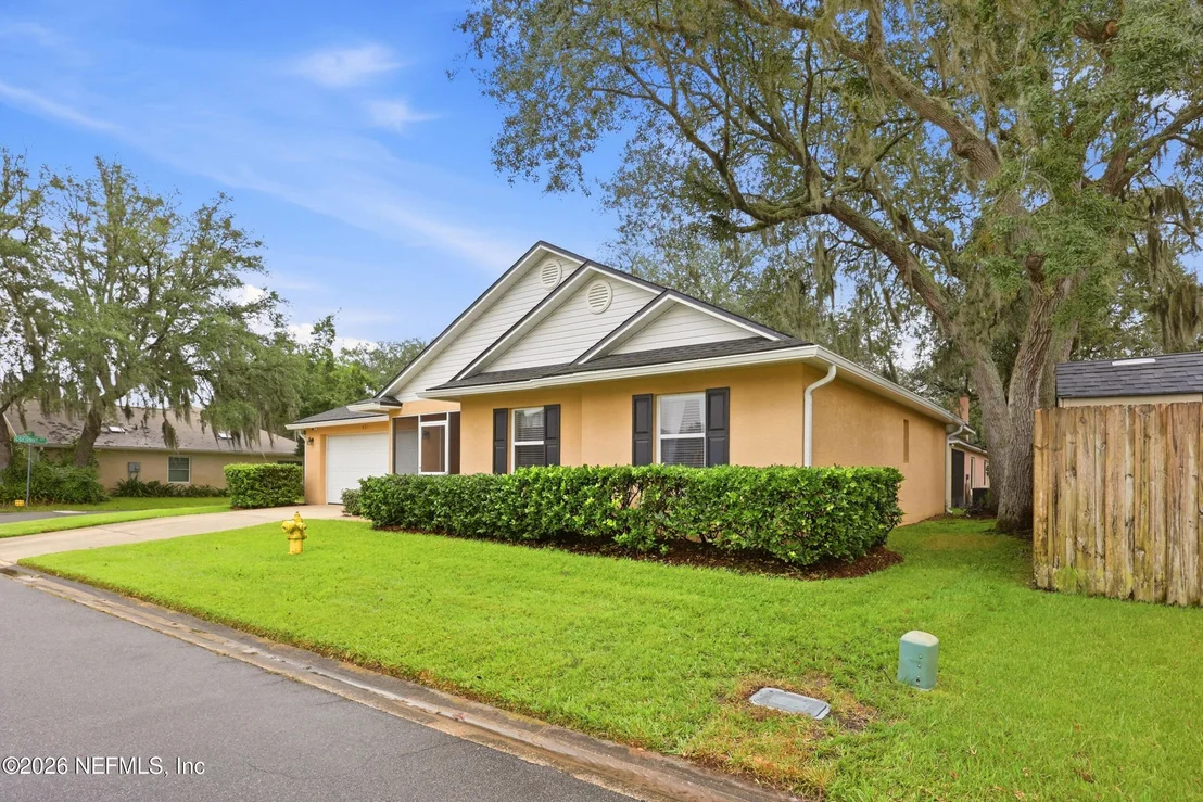 Photo of 421 MANGO Circle