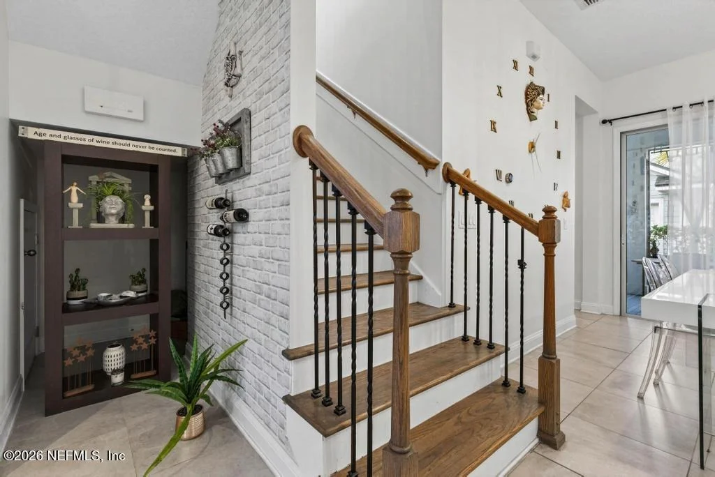 Photo of 87 HAAS Avenue