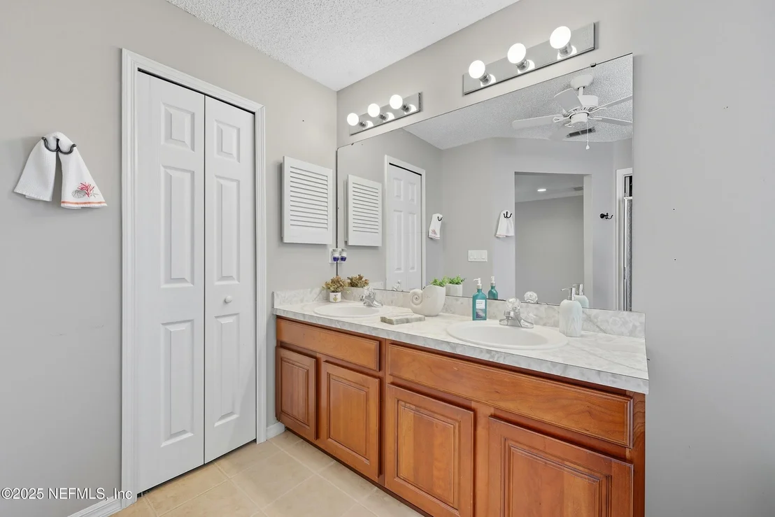 Photo of 1837 WESTON Circle