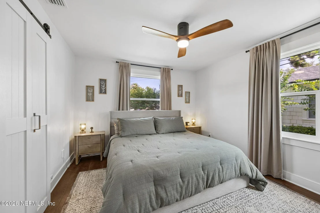Photo of 1728 MAYVIEW Road