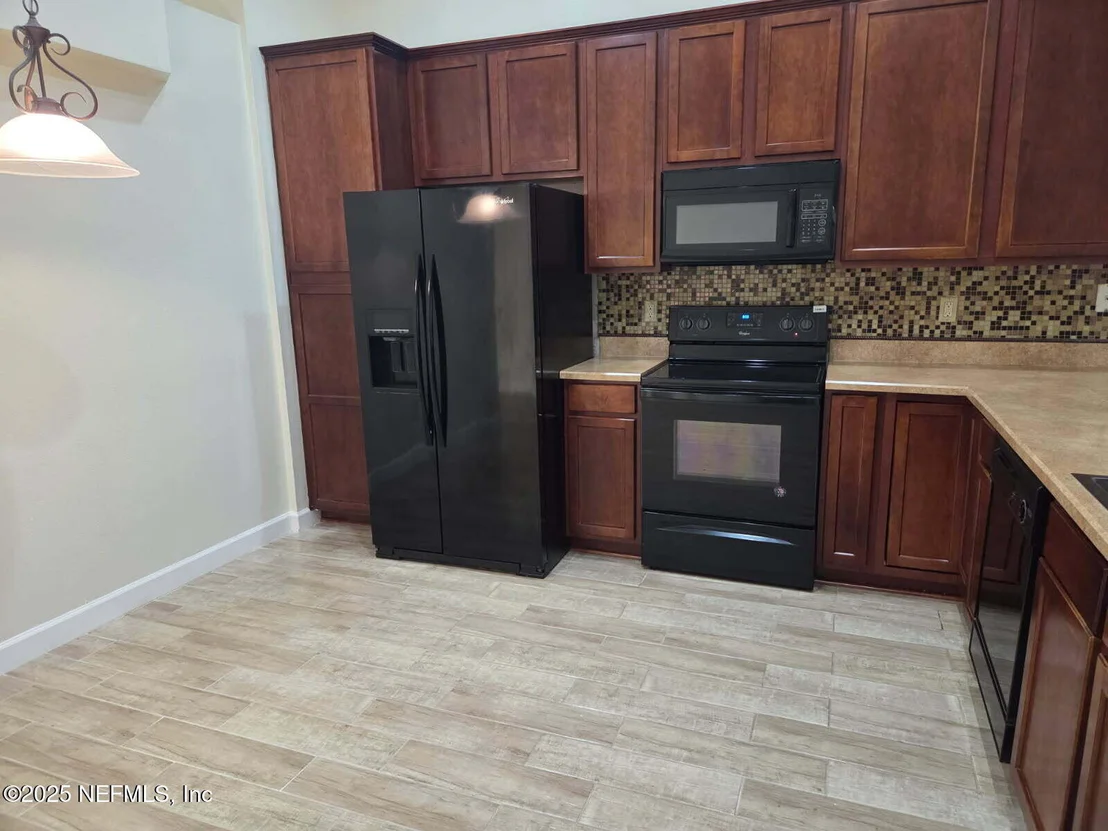 Photo of 12434 TROPIC Drive