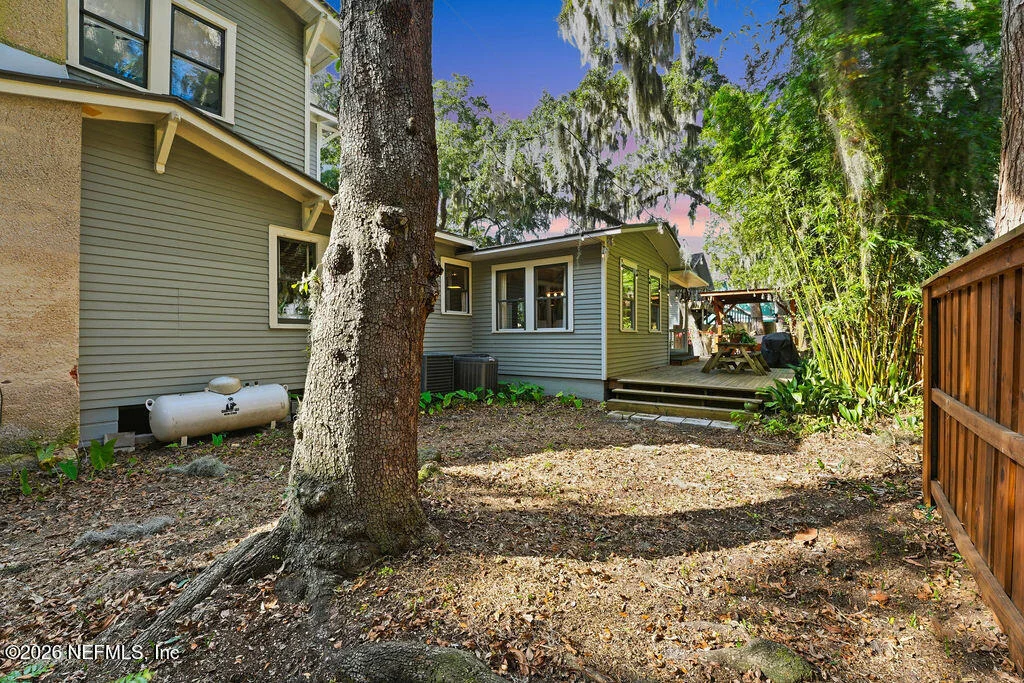 Photo of 12 NELMAR Avenue
