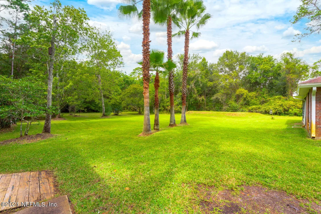 Photo of 370 CIRCLE Drive W