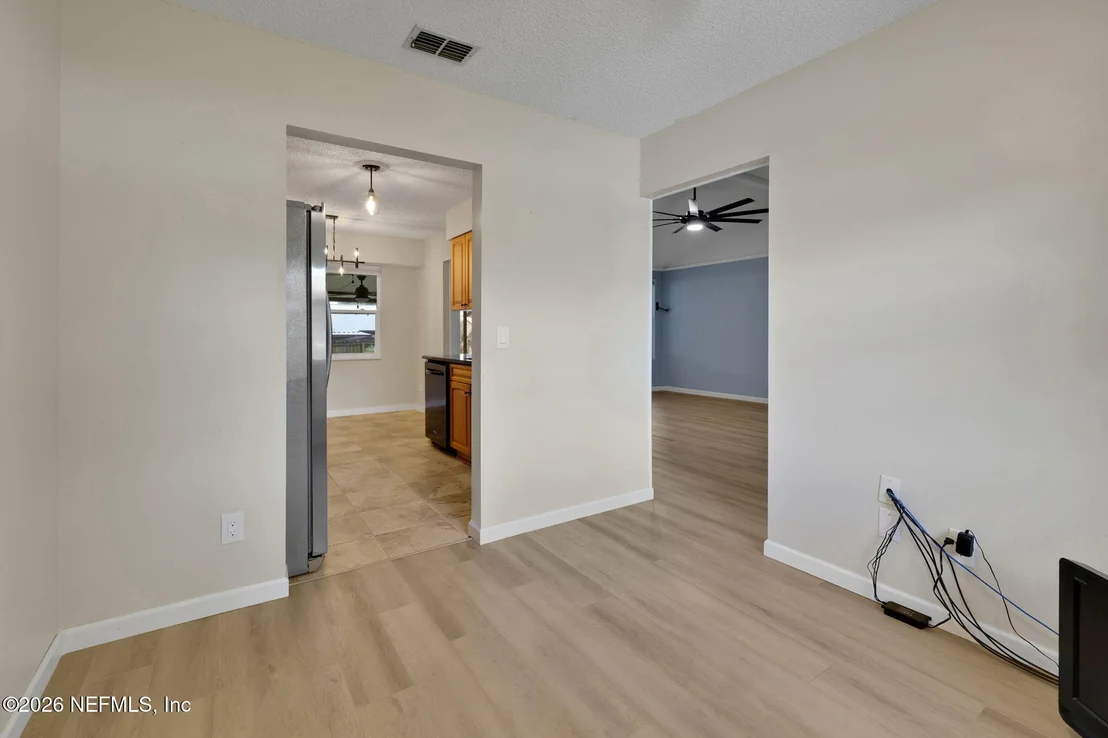 Photo of 11530 BROAD LEAF Drive