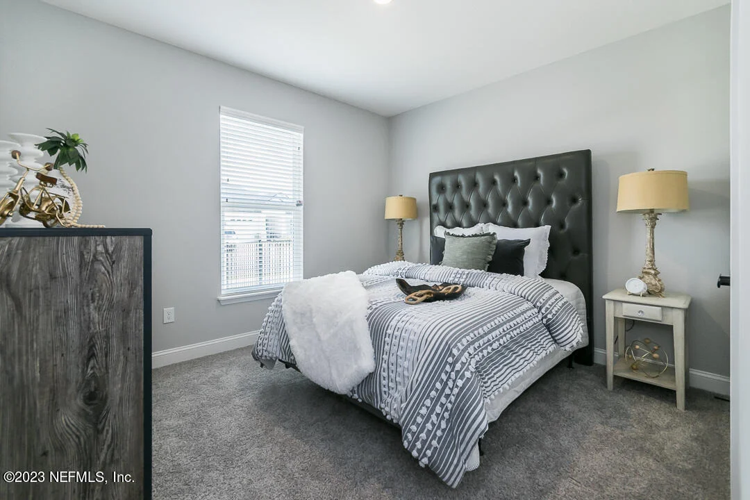Photo of 106 THATCHAM Drive