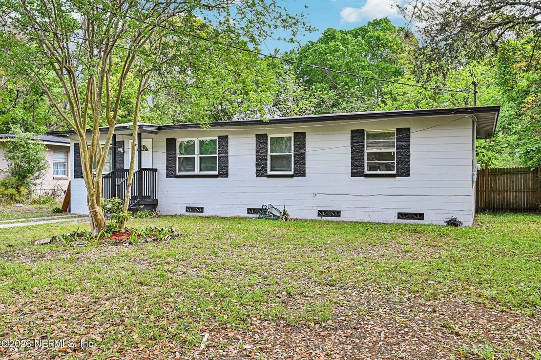 Photo of 5609 EARTHA Drive