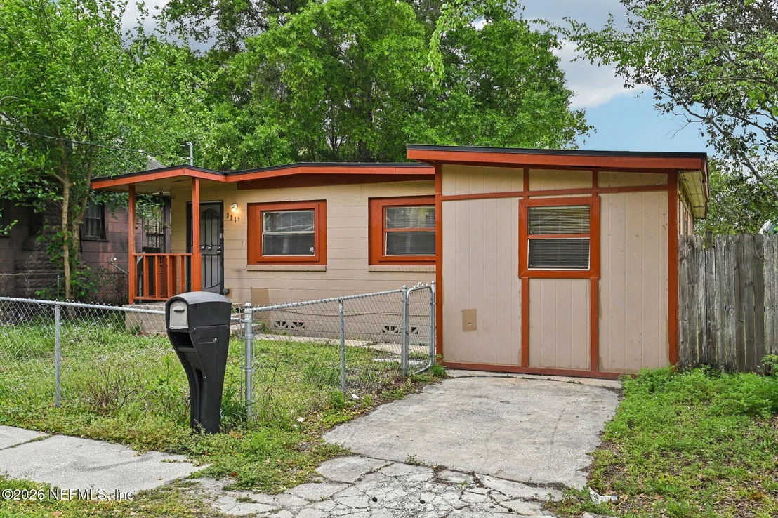 Photo of 3219 THOMAS Street