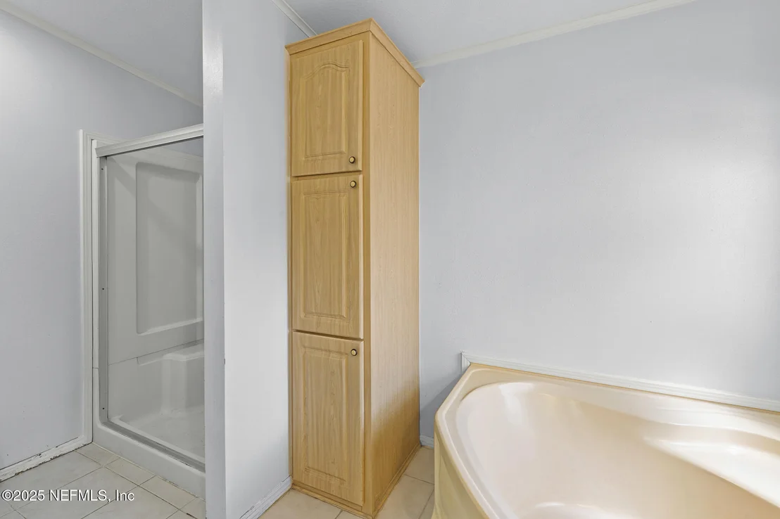 Photo of 324 SHADY OAK Circle