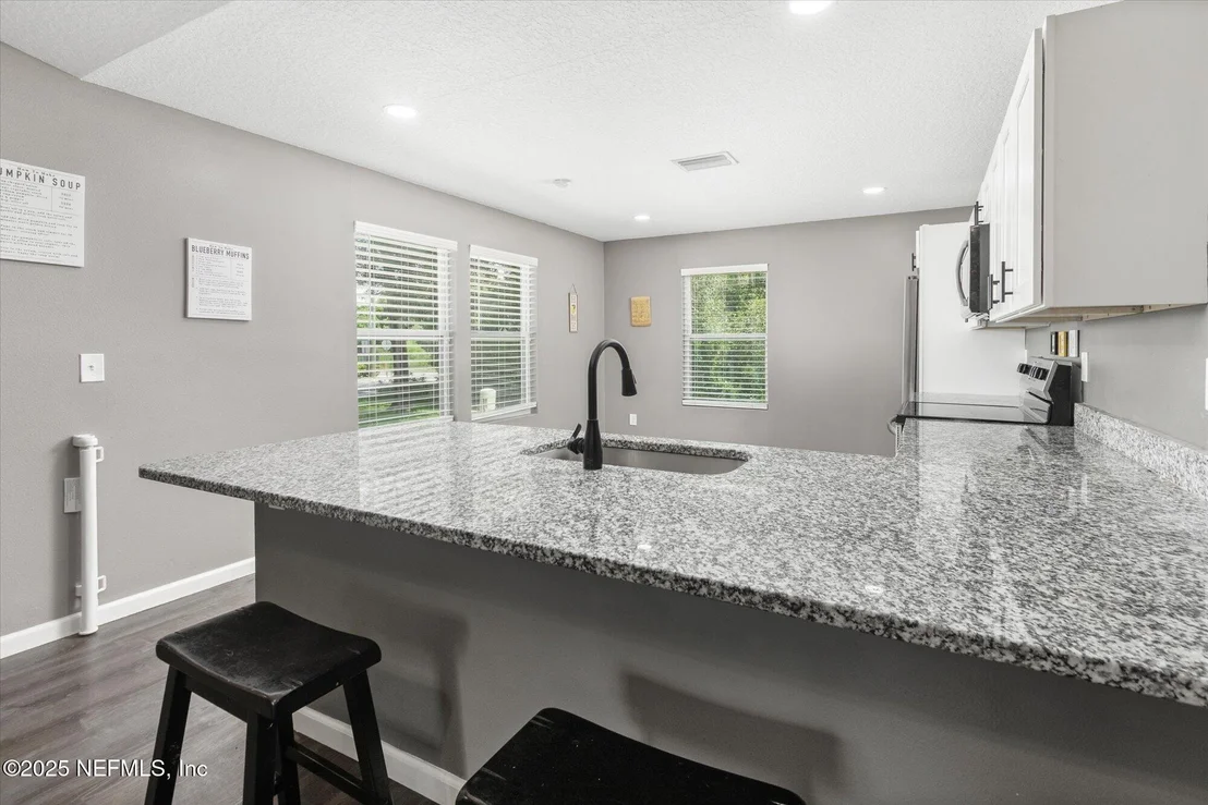Photo of 3615 WEAVER Road