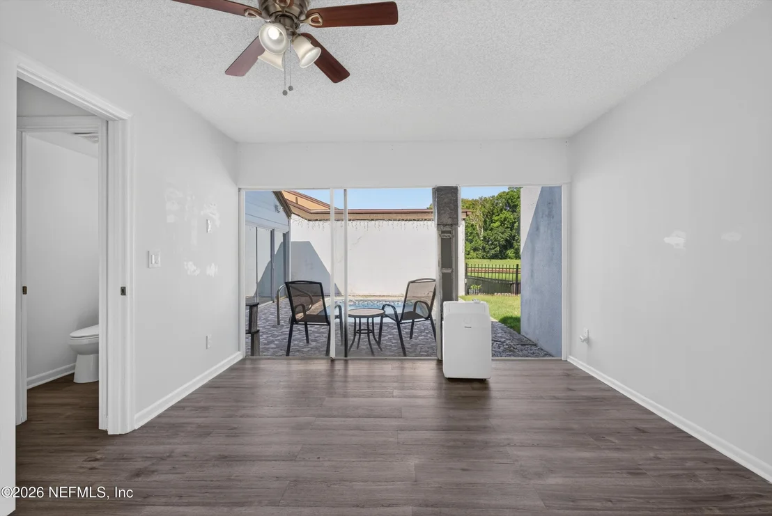 Photo of 7812 LINKSIDE Drive