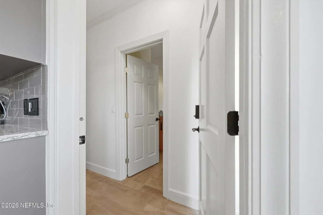 Photo of 2656 BEAUCLERC Road