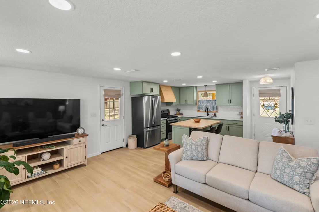 Photo of 5921 COUNTY ROAD 352