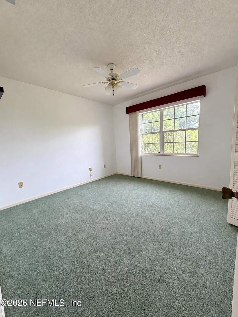 Photo of 118 BOBWHITE Road