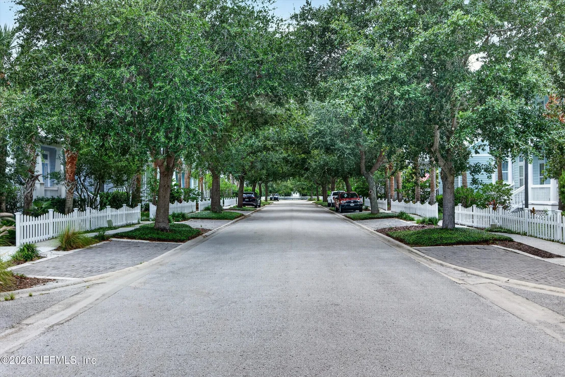Photo of 117 ISLAND COTTAGE Way