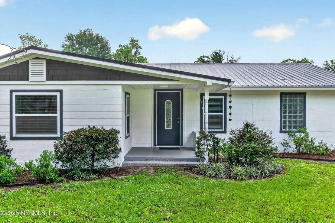 Photo of 1619 HAMMOND Boulevard