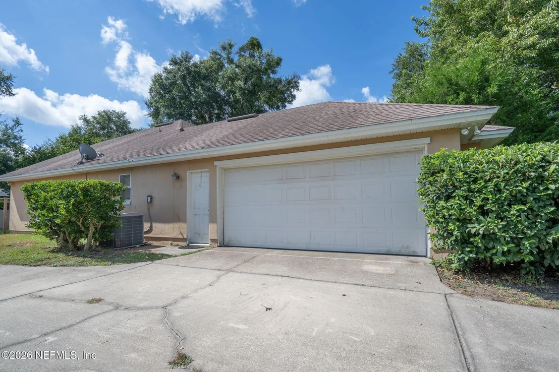 Photo of 97447 BLUFF VIEW Circle