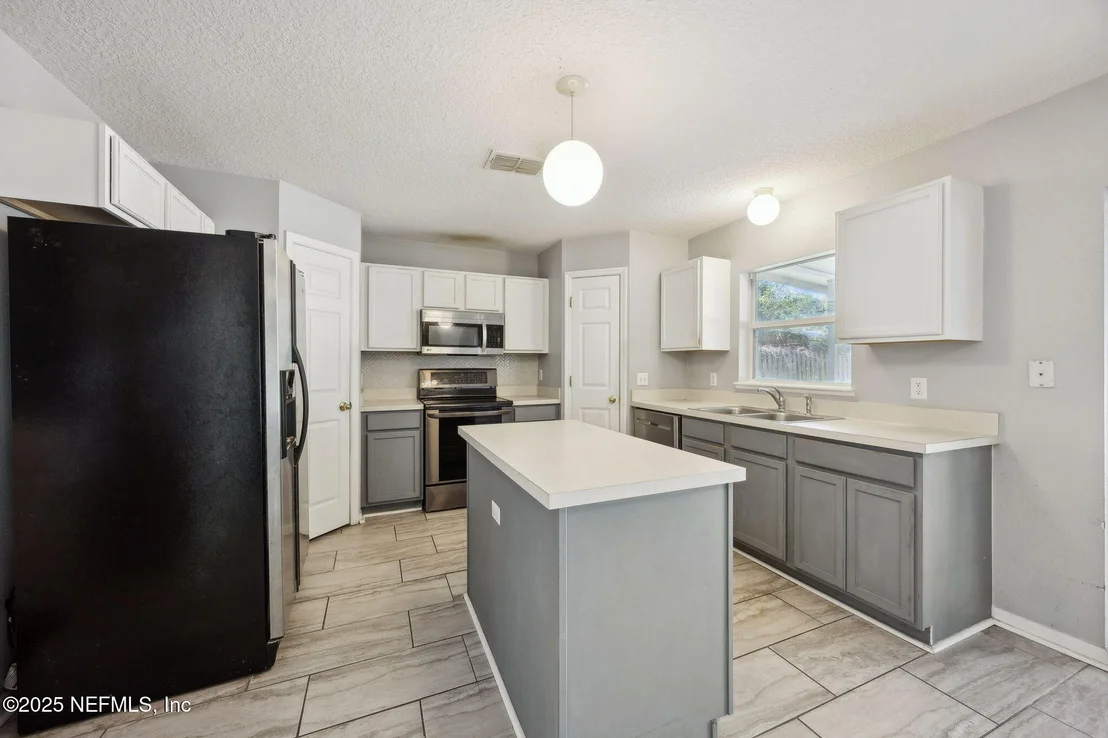 Photo of 87233 KIPLING Drive