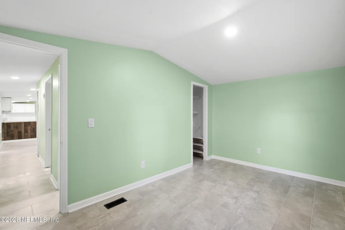 Photo of 10100 MERCURY Drive