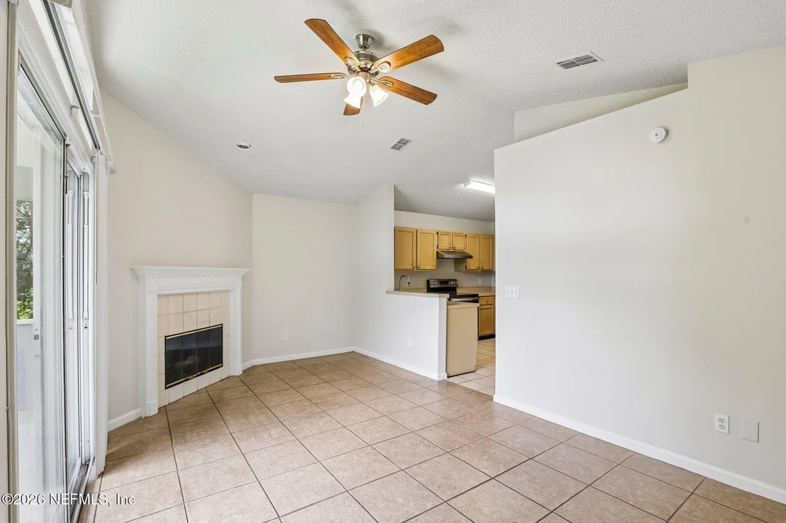Photo of 1580 BEECHER Lane