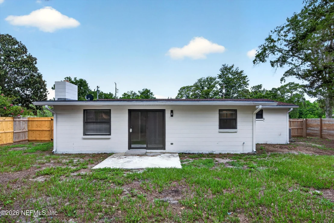 Photo of 184 DRACO Street