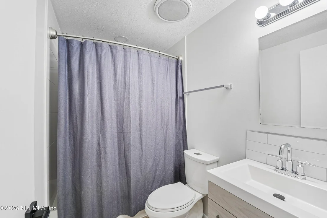 Photo of 5105 SEABOARD Avenue